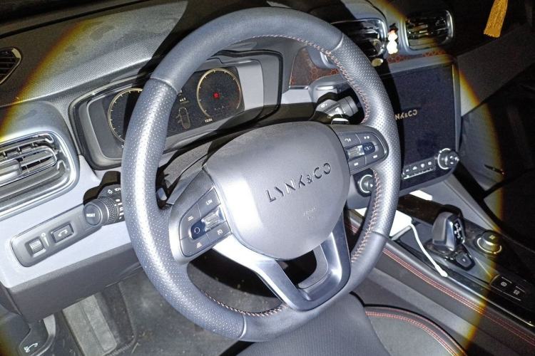 Used Lynk & Co 03 2020 1.5TD DCT JingPro Edition Steering Wheel