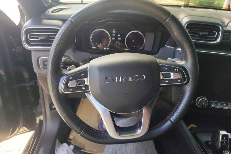 Used Lynk & Co 03 2020 2.0TD Automatic Jing Pro Edition Steering Wheel