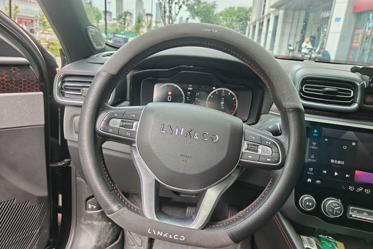 Used Lynk & Co 03 2020 1.5TD DCT JingPro Edition Steering Wheel