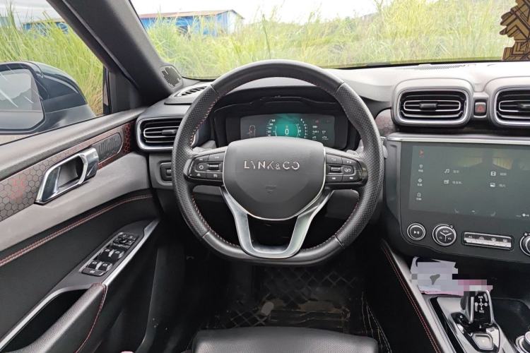 Used Lynk & Co 03 2020 2.0TD Automatic Trend Edition Steering Wheel
