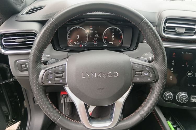 Used Lynk & Co 03 2020 1.5TD DCT Sport Edition Steering Wheel