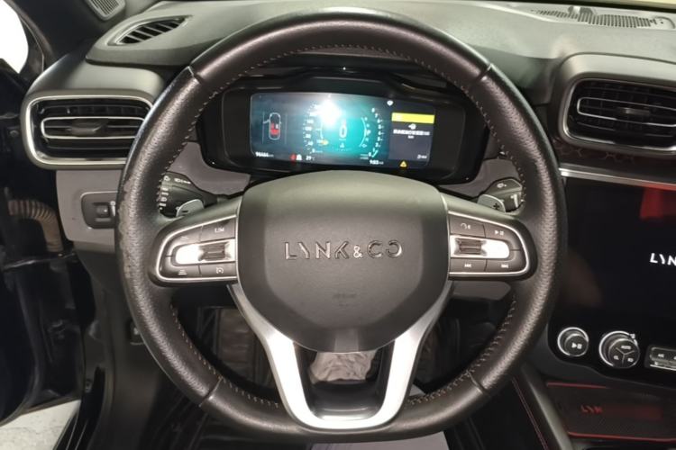 Used Lynk & Co 03 2020 2.0TD Automatic Jing Pro Edition Steering Wheel