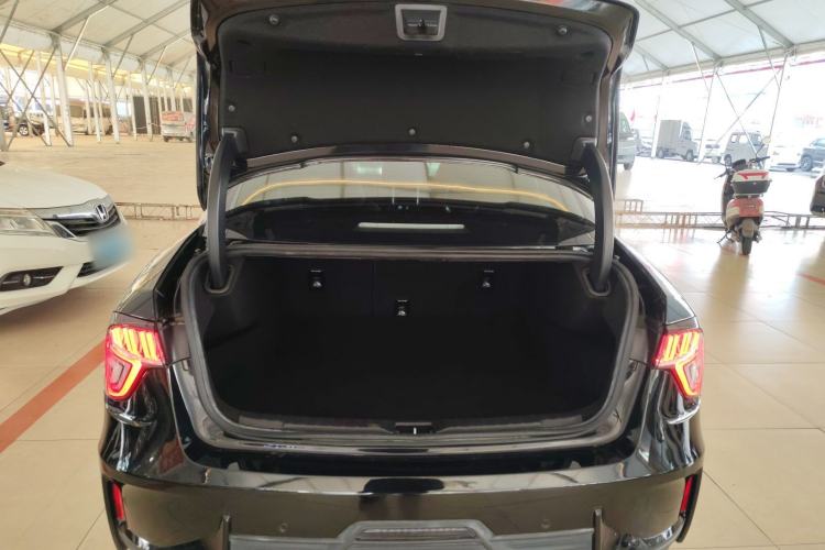 Used Lynk & Co 03 2020 1.5TD DCT Sport Edition Trunk