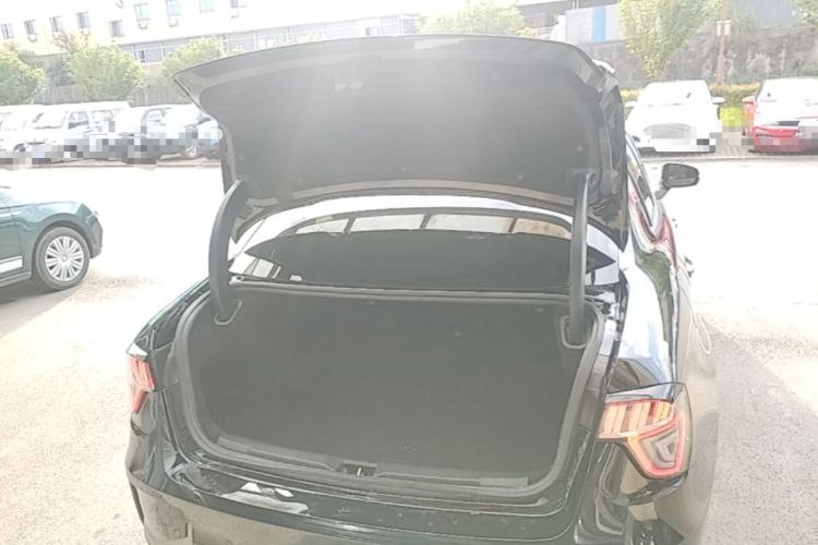 Used Lynk & Co 03 2020 1.5TD DCT JingPro Edition Trunk