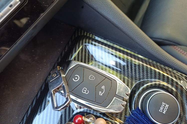 Used Lynk & Co 03 2020 2.0TD Automatic Jing Pro Edition Vehicle Key