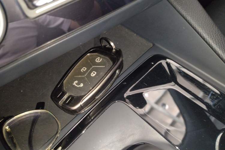 Used Lynk & Co 03 2020 1.5TD DCT JingPro Edition Vehicle Key
