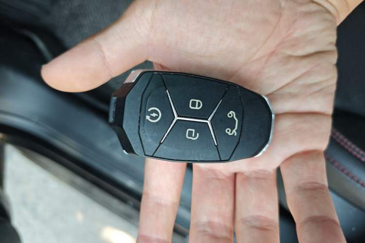 Used Lynk & Co 03 2020 1.5TD DCT JingPro Edition Vehicle Key