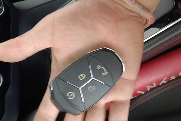 Used Lynk & Co 03 2020 2.0TD Automatic Jing Pro Edition Vehicle Key