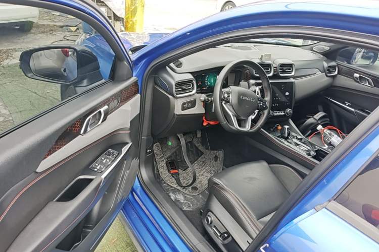 Used Lynk & Co 03 2020 1.5TD DCT JingPro Edition Driver Seat