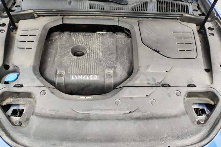 Used Lynk & Co 03 2020 2.0TD Automatic Trend Edition Engine Bay