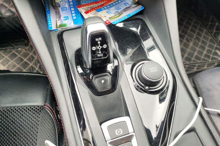 Used Lynk & Co 03 2020 2.0TD Automatic Trend Edition Gear Lever