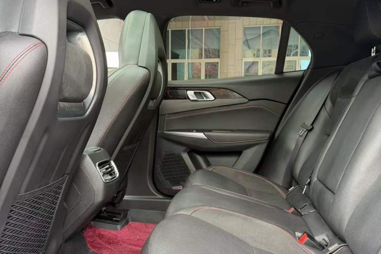 Used Lynk & Co 03 2020 1.5TD DCT JingPro Edition Interior 3