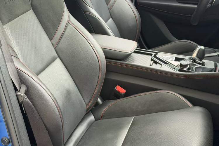 Used Lynk & Co 03 2020 1.5TD DCT JingPro Edition Interior 4
