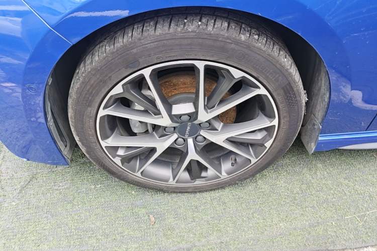 Used Lynk & Co 03 2020 1.5TD DCT JingPro Edition Left Front Wheel Hub