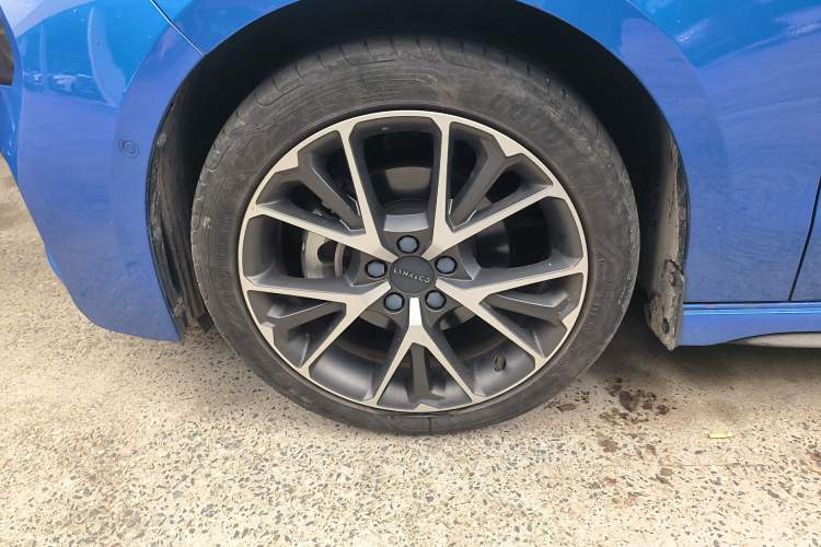 Used Lynk & Co 03 2020 1.5TD DCT JingPro Edition Left Front Wheel Hub