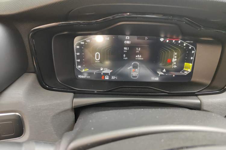 Used Lynk & Co 03 2020 1.5TD DCT JingPro Edition Odometer Close Up