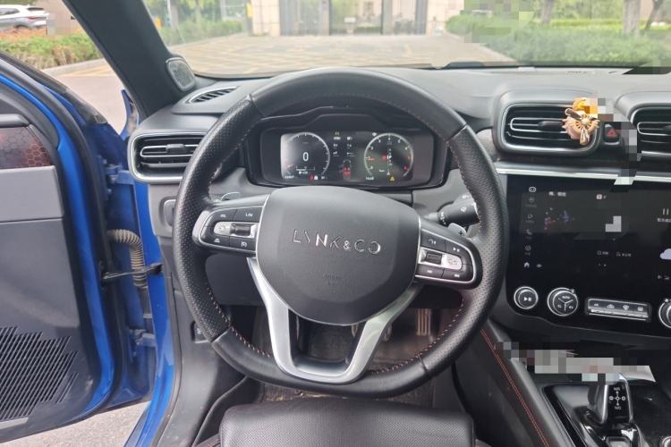 Used Lynk & Co 03 2020 2.0TD Automatic Jing Pro Edition Steering Wheel