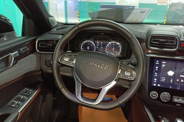 Used Lynk & Co 03 2020 2.0TD Automatic Jing Pro Edition Steering Wheel
