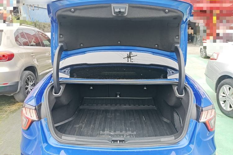 Used Lynk & Co 03 2020 1.5TD DCT JingPro Edition Trunk
