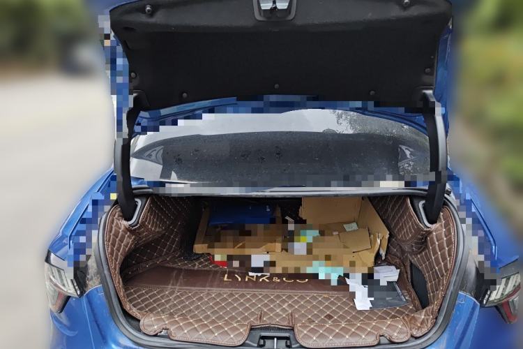 Used Lynk & Co 03 2020 1.5TD DCT JingPro Edition Trunk