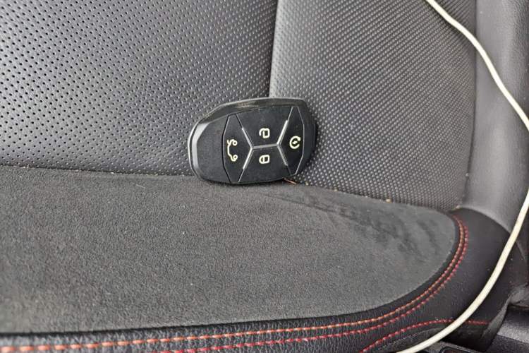 Used Lynk & Co 03 2020 1.5TD DCT JingPro Edition Vehicle Key
