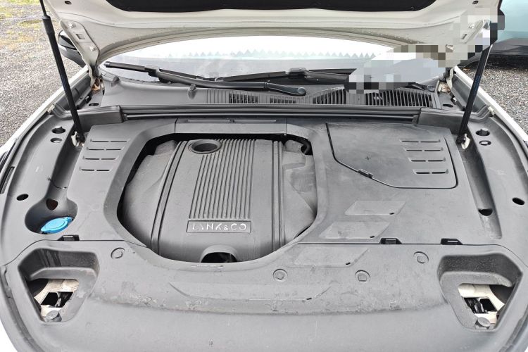 Used Lynk & Co 03 2020 1.5TD DCT JingPro Edition Engine Bay