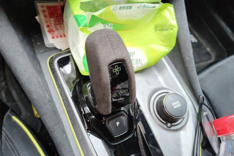 Used Lynk & Co 03 2020 03+ 2.0TD Automatic Wind-Chasing Edition Gear Lever