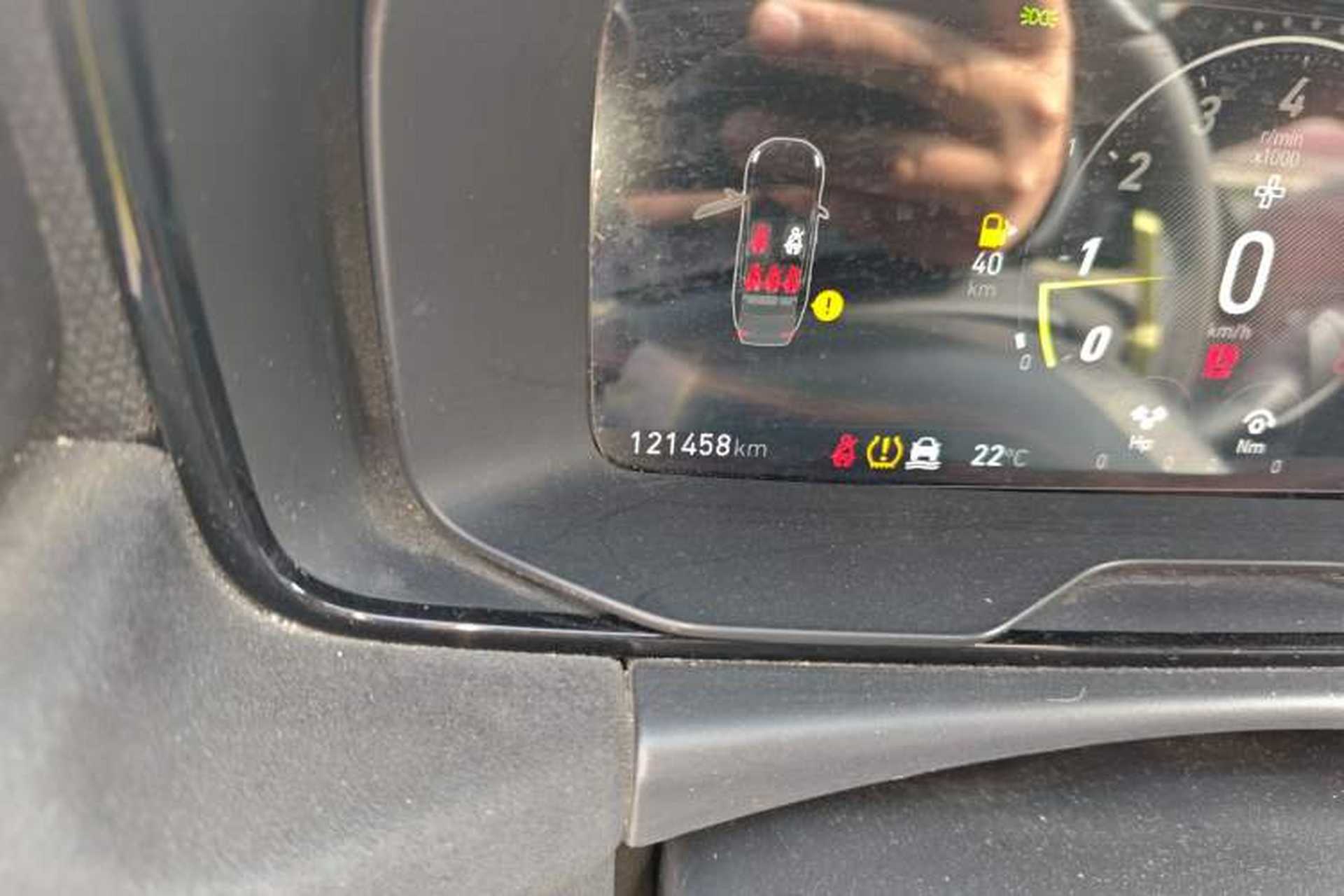 Used Lynk & Co 03 2020 03+ 2.0TD Automatic Wind-Chasing Edition Odometer Close Up