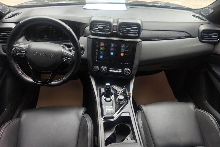 Used Lynk & Co 03 2020 1.5TD DCT JingPro Edition Center Console