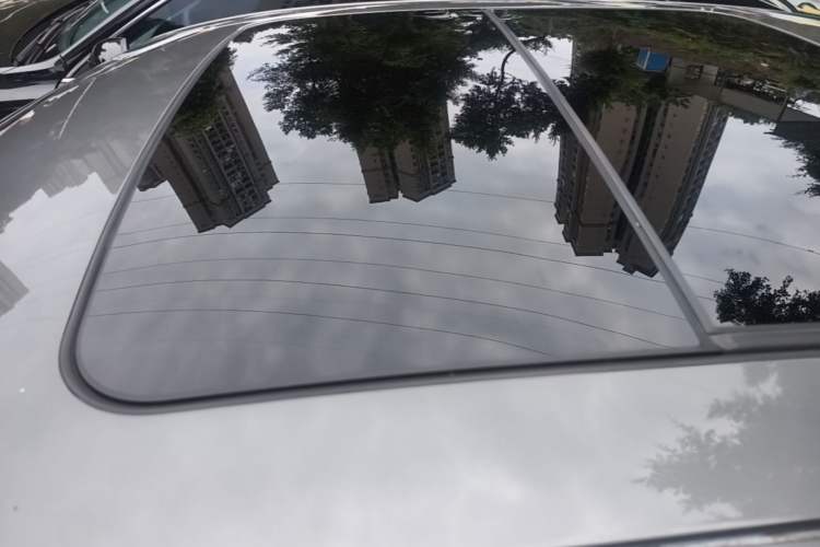 Used Lynk & Co 03 2020 1.5TD DCT JingPro Edition Roof