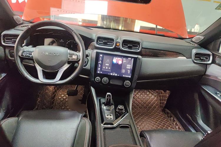 Used Lynk & Co 03 2020 1.5TD DCT JingPro Edition Center Console