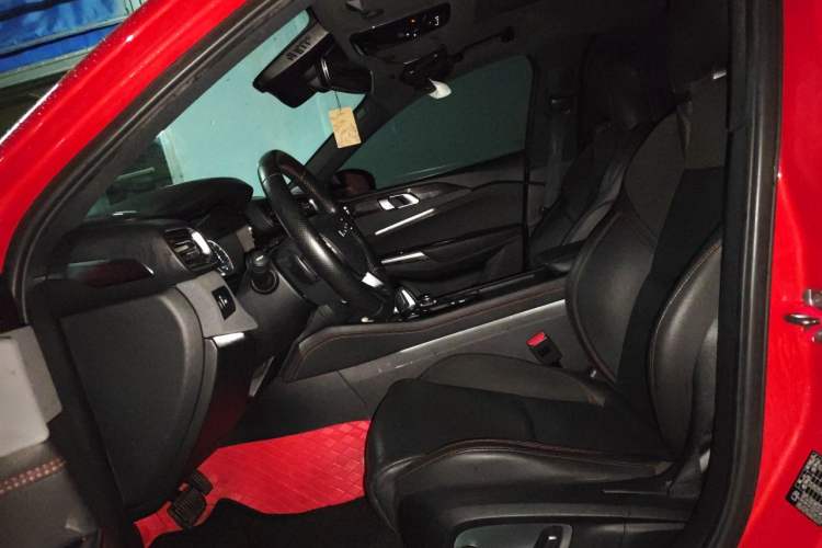Used Lynk & Co 03 2020 1.5TD DCT JingPro Edition Left Front Seat