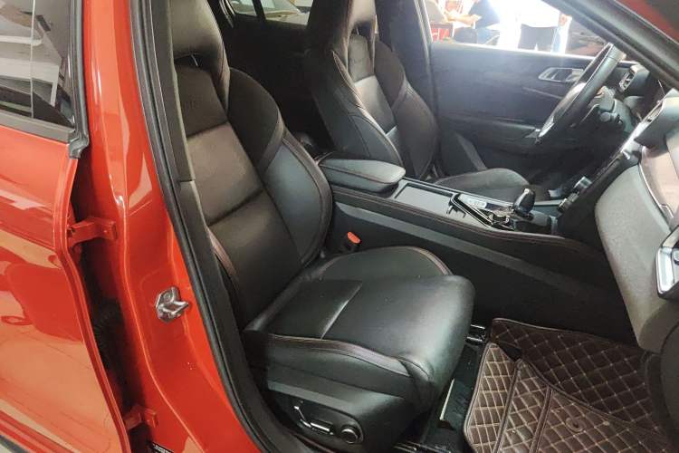 Used Lynk & Co 03 2020 1.5TD DCT JingPro Edition Right Front Seat