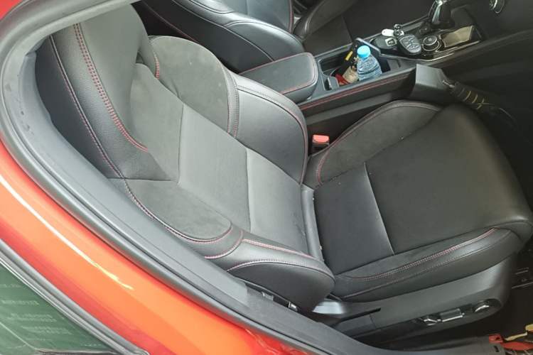Used Lynk & Co 03 2020 2.0TD Automatic Jing Pro Edition Right Front Seat