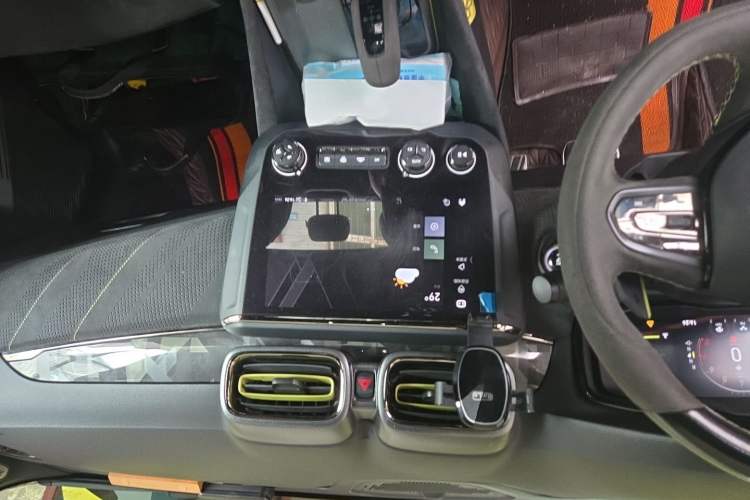 Used Lynk & Co 03 2020 03+ 2.0TD Automatic Wind-Chasing Edition Audio And AC Panel
