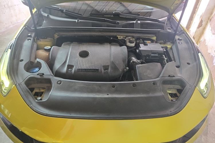 Used Lynk & Co 03 2020 03+ 2.0TD Automatic Wind-Chasing Edition Engine Bay