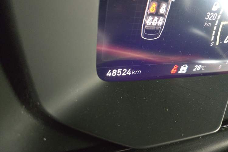 Used Lynk & Co 03 2020 03+ 2.0TD Automatic Wind-Chasing Edition Odometer Close Up