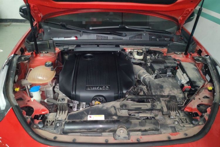 Used Lynk & Co 03 2020 1.5TD DCT JingPro Edition Engine Bay