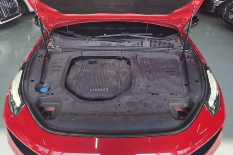 Used Lynk & Co 03 2020 1.5TD DCT JingPro Edition Engine Bay