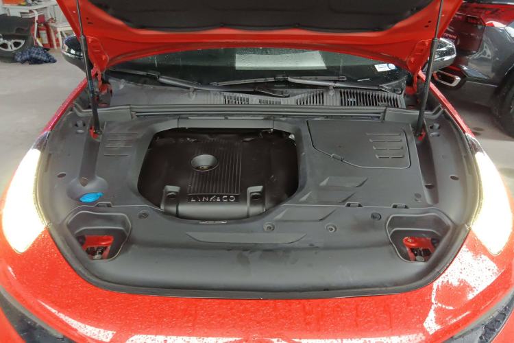 Used Lynk & Co 03 2020 2.0TD Automatic Jing Pro Edition Engine Bay