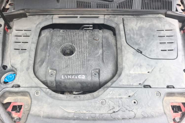 Used Lynk & Co 03 2020 2.0TD Automatic Jing Pro Edition Engine Bay