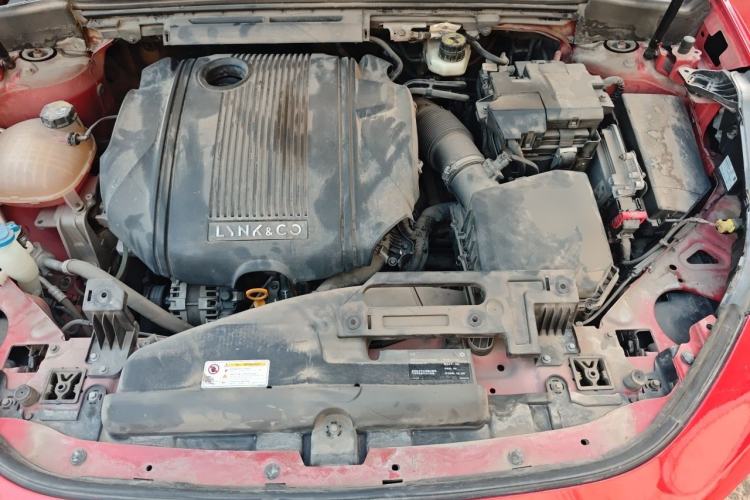Used Lynk & Co 03 2020 1.5TD DCT JingPro Edition Engine Bay