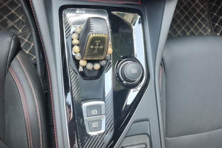 Used Lynk & Co 03 2020 2.0TD Automatic Jing Pro Edition Gear Lever