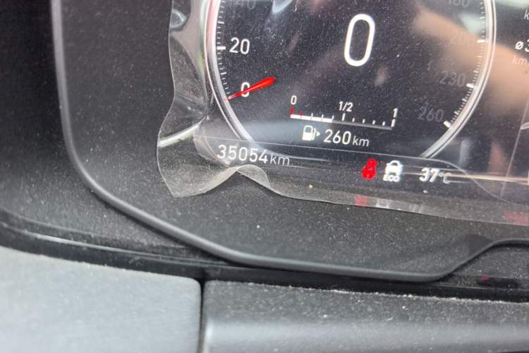 Used Lynk & Co 03 2020 2.0TD Automatic Jing Pro Edition Odometer Close Up