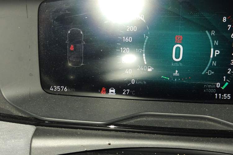 Used Lynk & Co 03 2020 2.0TD Automatic Trend Edition Odometer Close Up