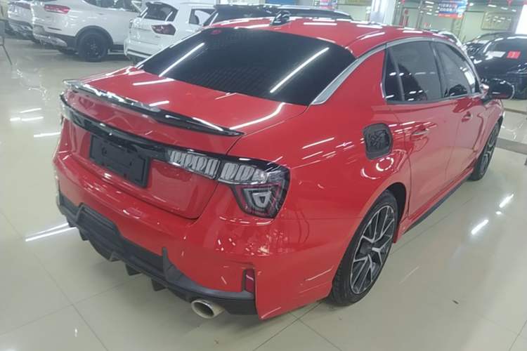 Used Lynk & Co 03 2020 2.0TD Automatic Jing Pro Edition Rear Right 45 Deg