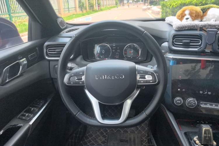 Used Lynk & Co 03 2020 2.0TD Automatic Jing Pro Edition Steering Wheel