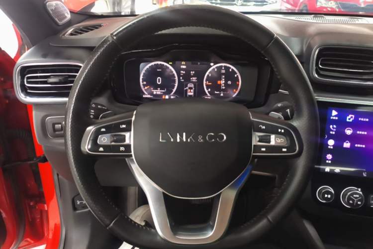 Used Lynk & Co 03 2020 2.0TD Automatic Jing Pro Edition Steering Wheel