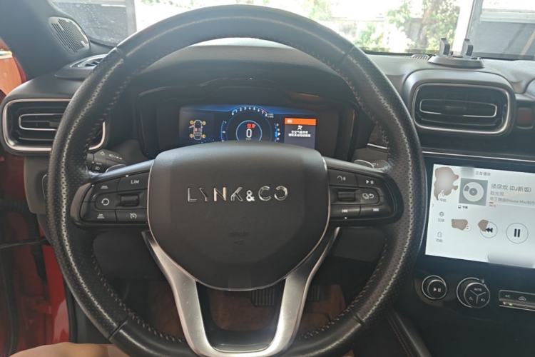 Used Lynk & Co 03 2020 1.5TD DCT Sport Edition Steering Wheel