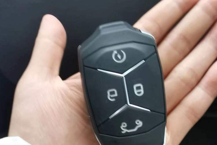 Used Lynk & Co 03 2020 1.5TD DCT JingPro Edition Vehicle Key